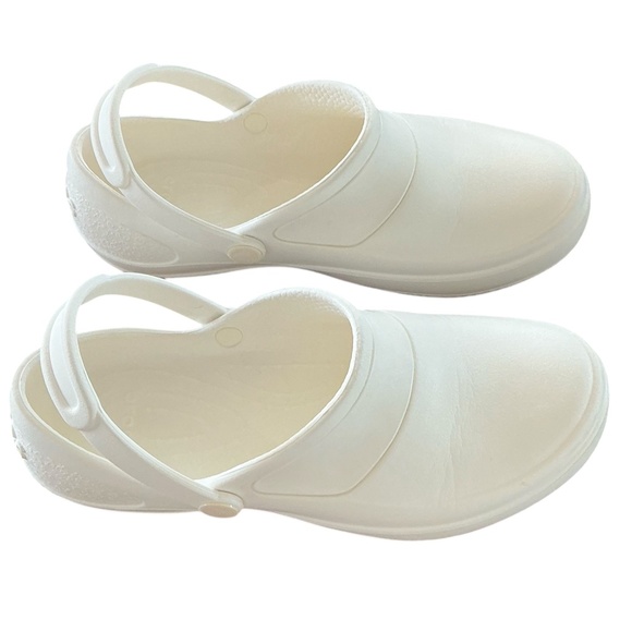 Women's 'Mercy' Crocs - Size 6 - Picture 2 of 6